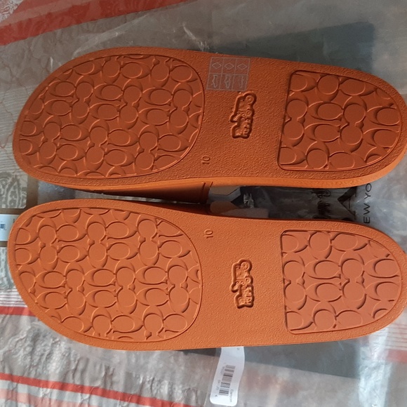 Coach Slide with Coach Slides *NWT* - Picture 9 of 12